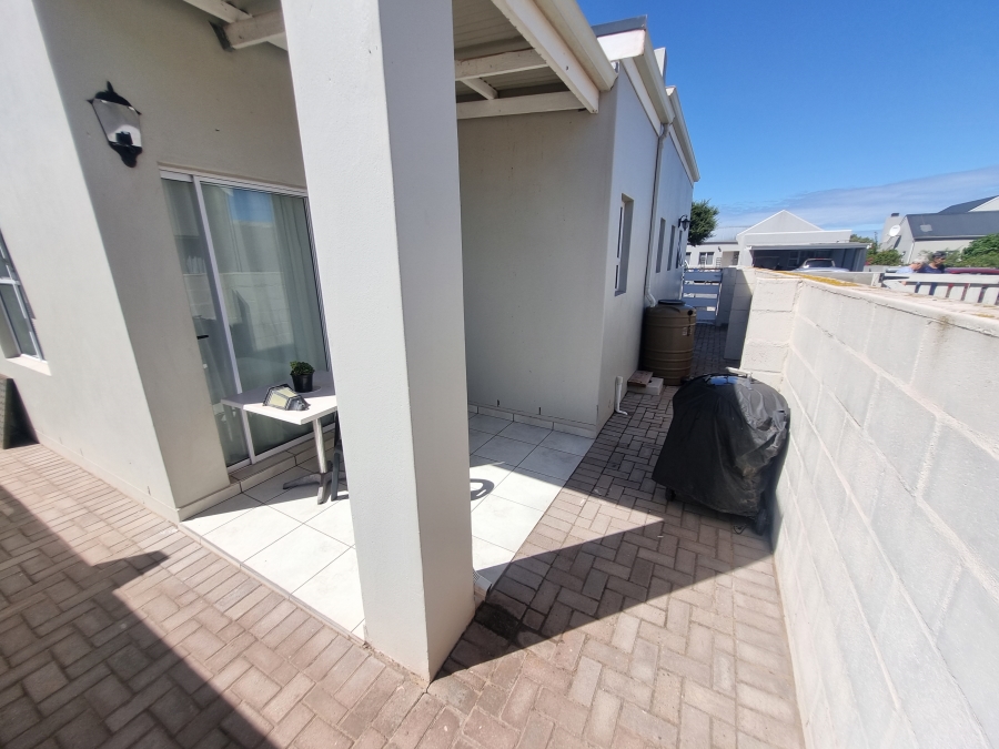 5 Bedroom Property for Sale in Laguna Western Cape